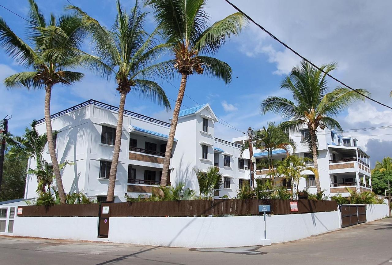 Les Cerisiers - Exclusive Beach Residence - 3 Bedroom Modern Apartment, Flic-en-Flacq 外观 照片