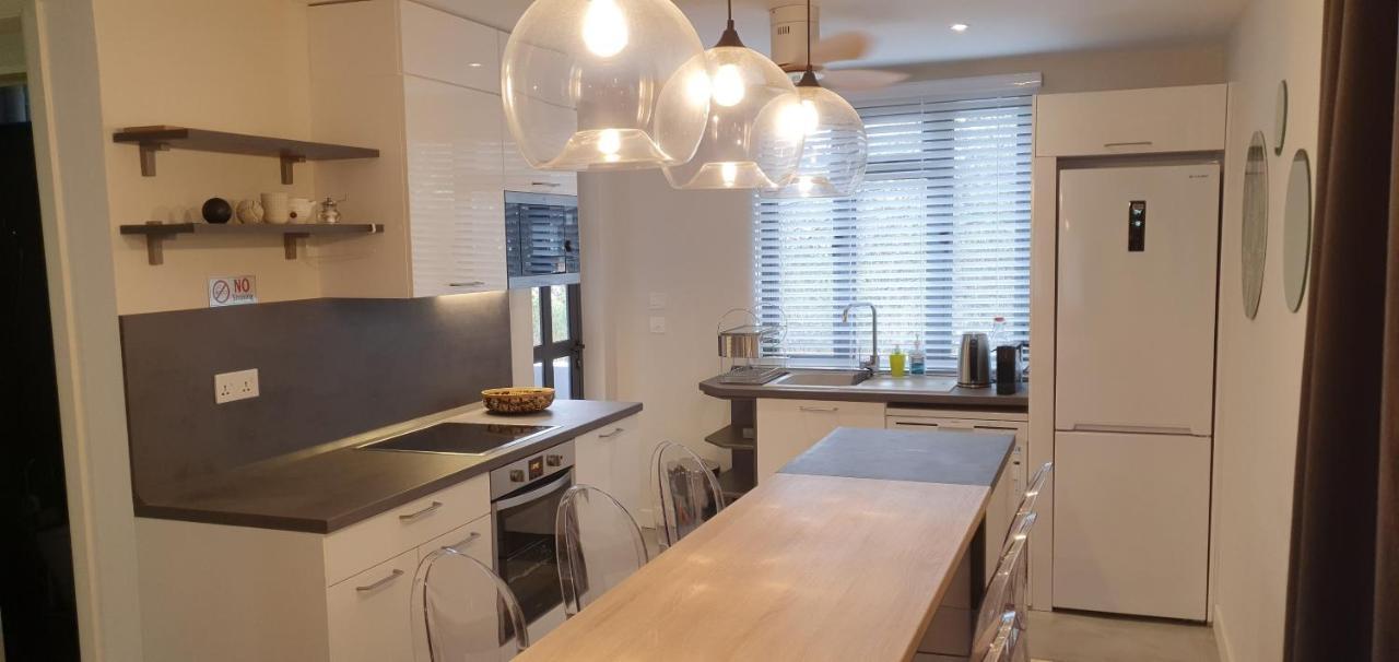 Les Cerisiers - Exclusive Beach Residence - 3 Bedroom Modern Apartment, Flic-en-Flacq 外观 照片